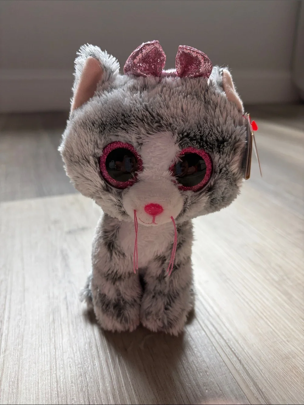 N/A soft grey