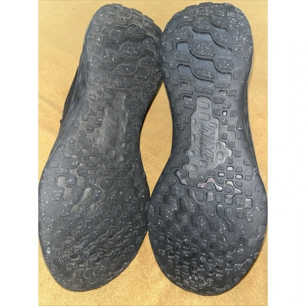 Women's Size 7 Nike Revolution 6‎ NN (GS) Shoes Black Dark Smoke DD1096-001 Gym