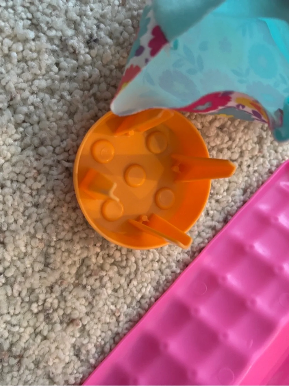 Barbie comes items