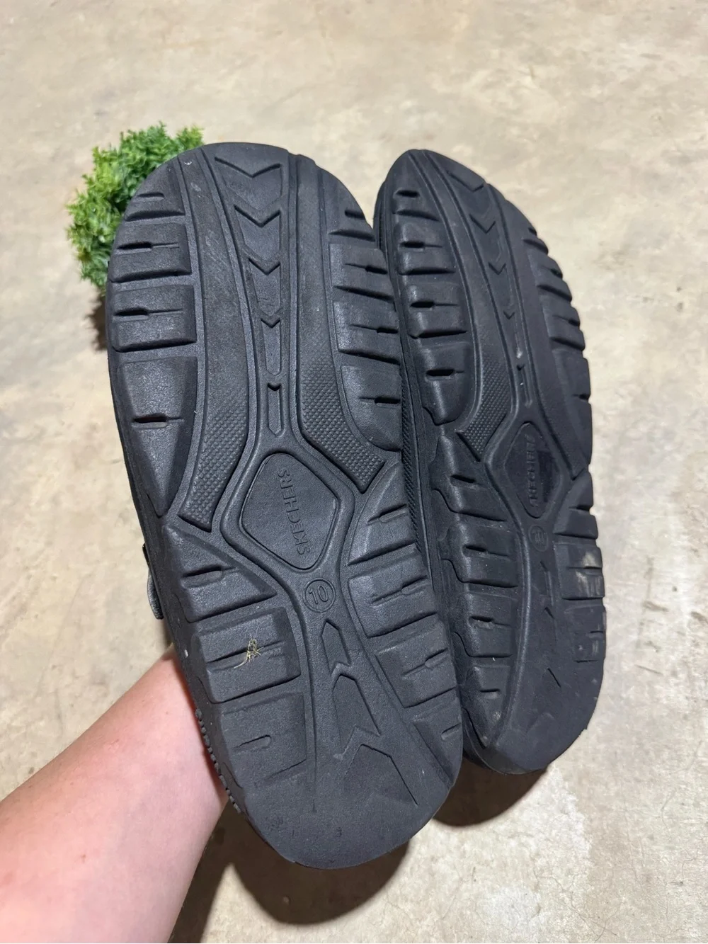 Skechers good size