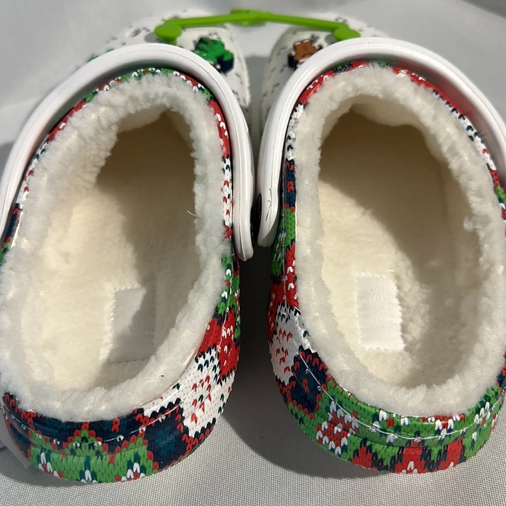 CROCS holiday lined