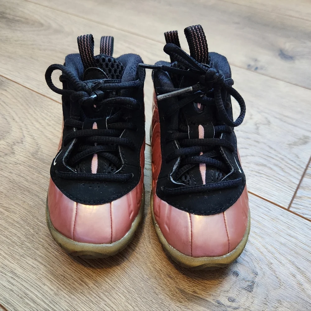 Nike used tons