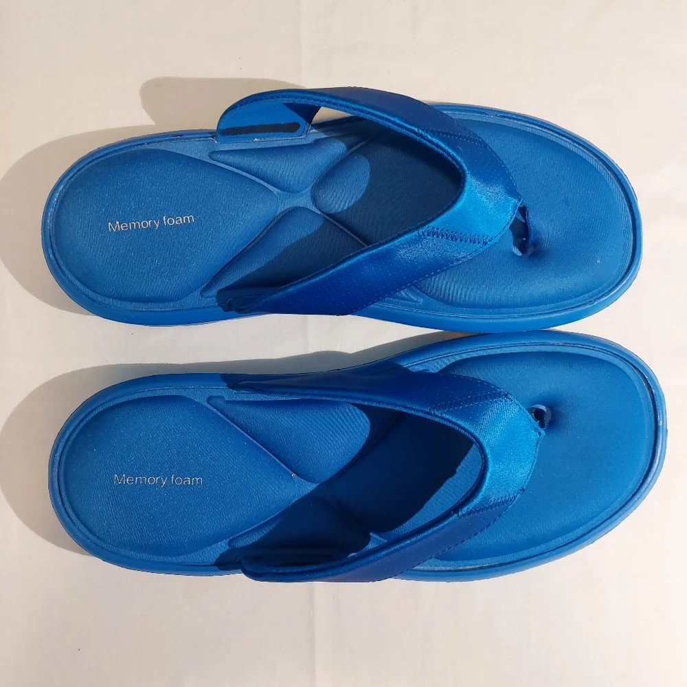 Bright Blue Flip Flops With Memory Foam Comfort Men's L Women's XL Unisex EUC