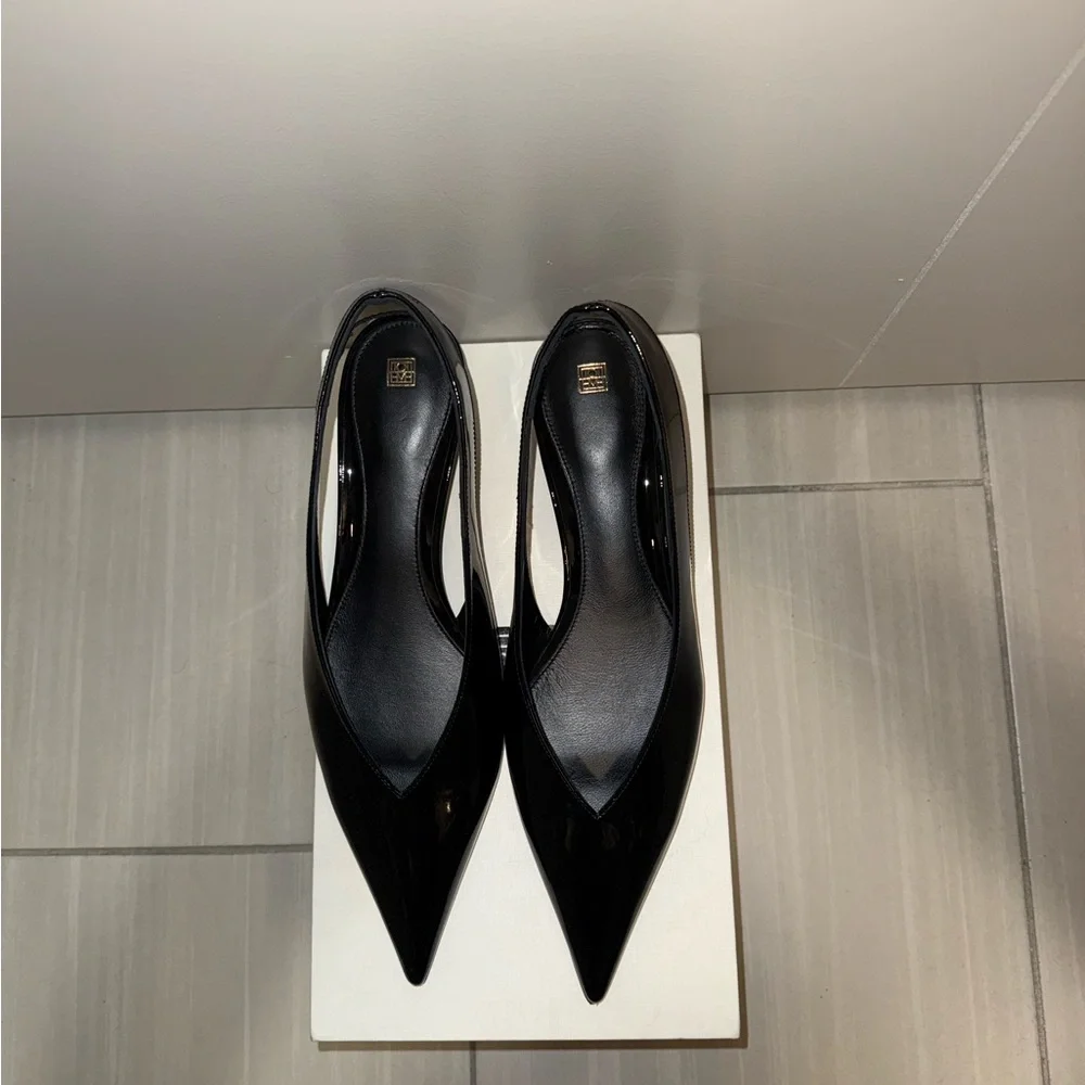 Toteme size black color