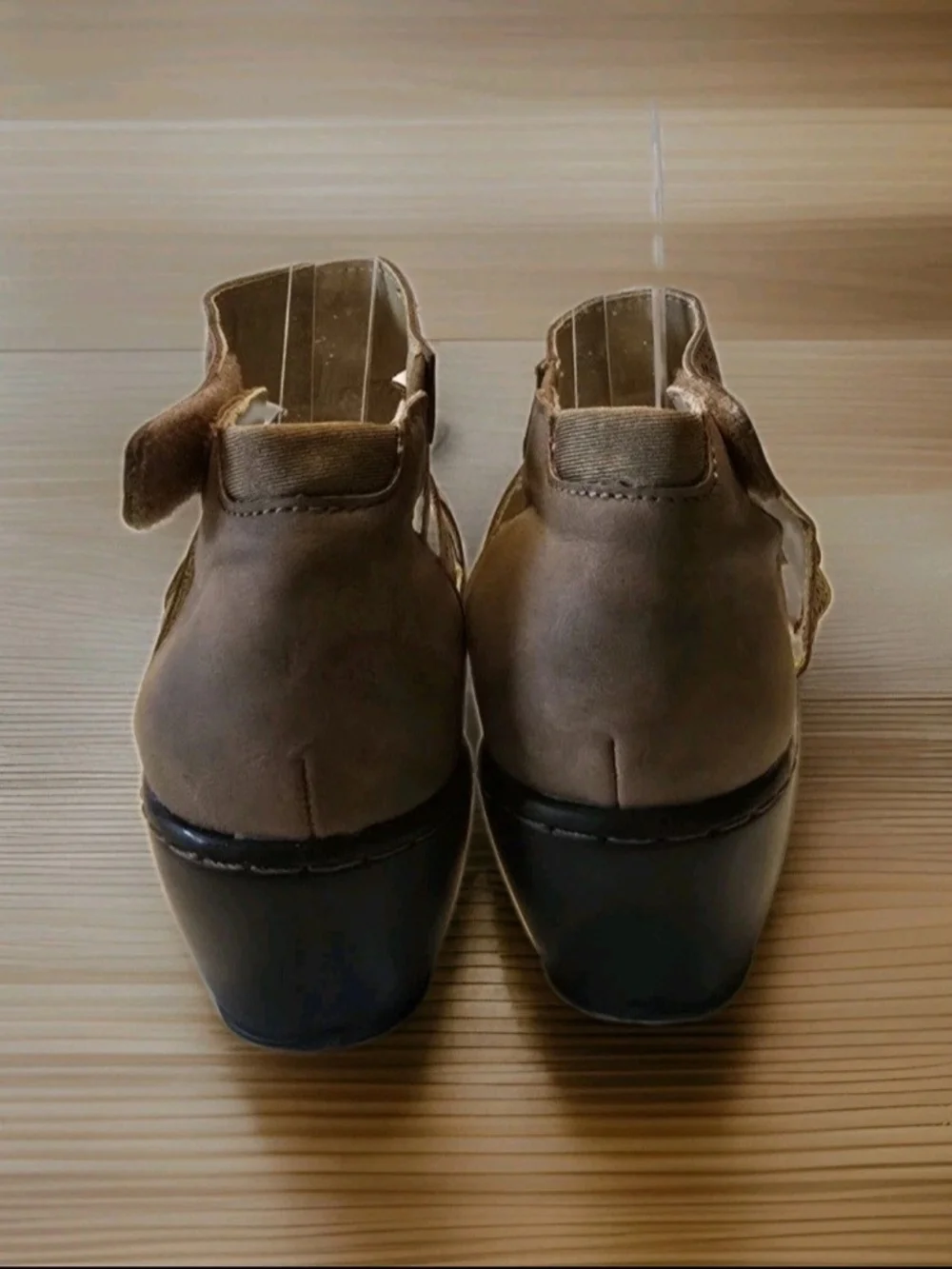JBU stride silhouette staple