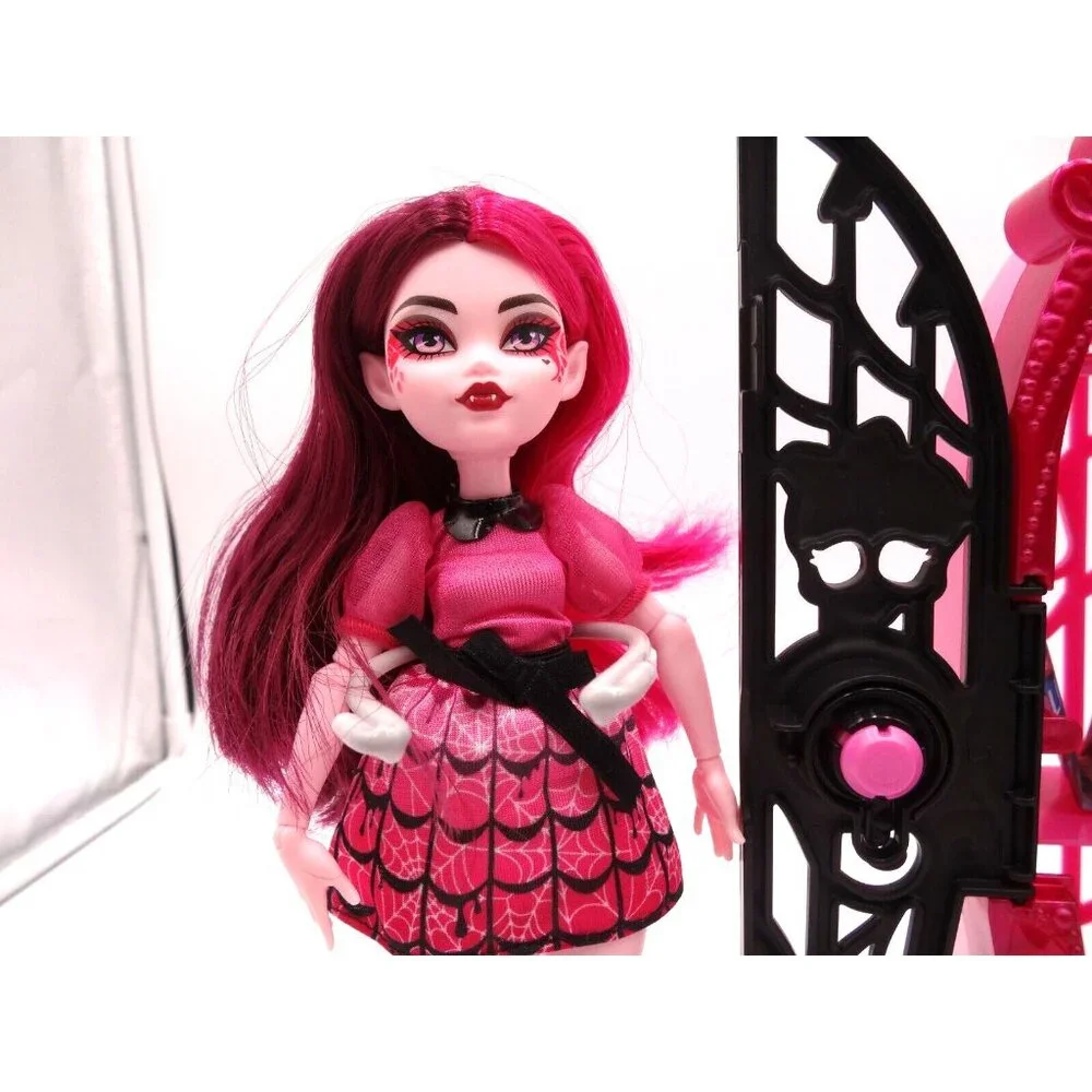 Monster High Skulltimate‎ Secrets Monster Mysteries Playset Secrets Garden Dolls