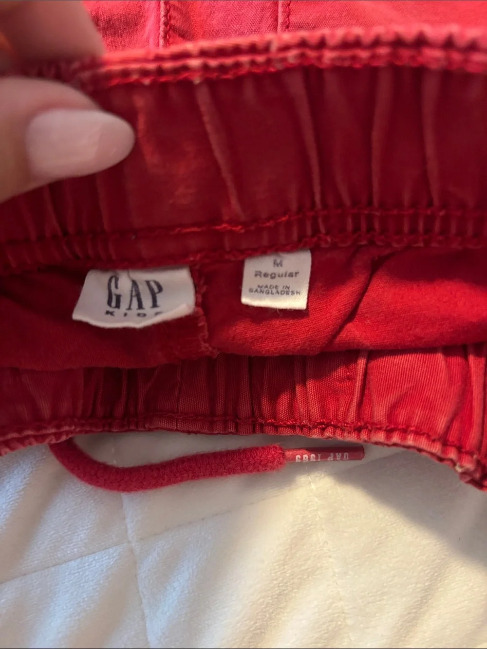 GAP classic red