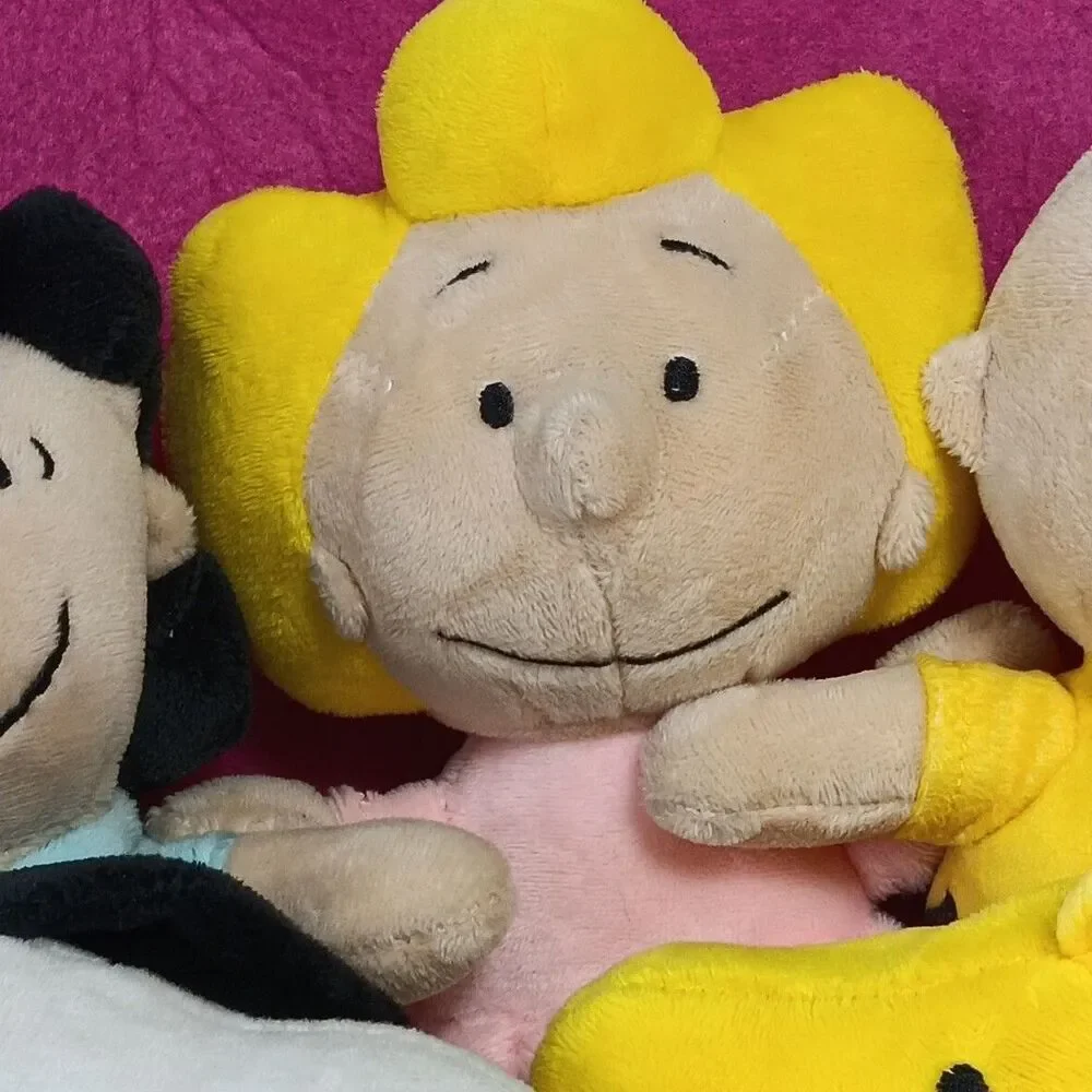 Peanuts Gang Plush Bouquet Charlie Brown Lucy Sally Snoopy Woodstock Stuffed