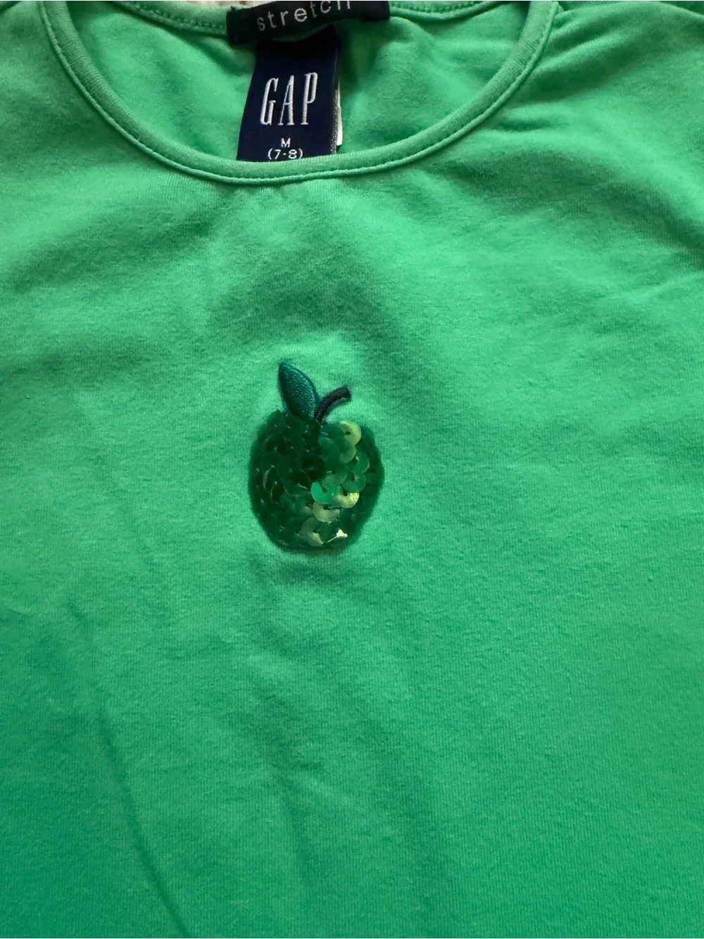 GAP VINTAGE Green Apple Short Sleeve babydoll Tee with Sequin Apple size 7/8