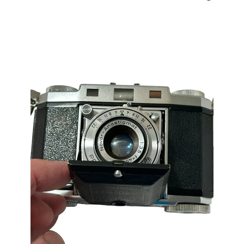 ZEISS ikon contina