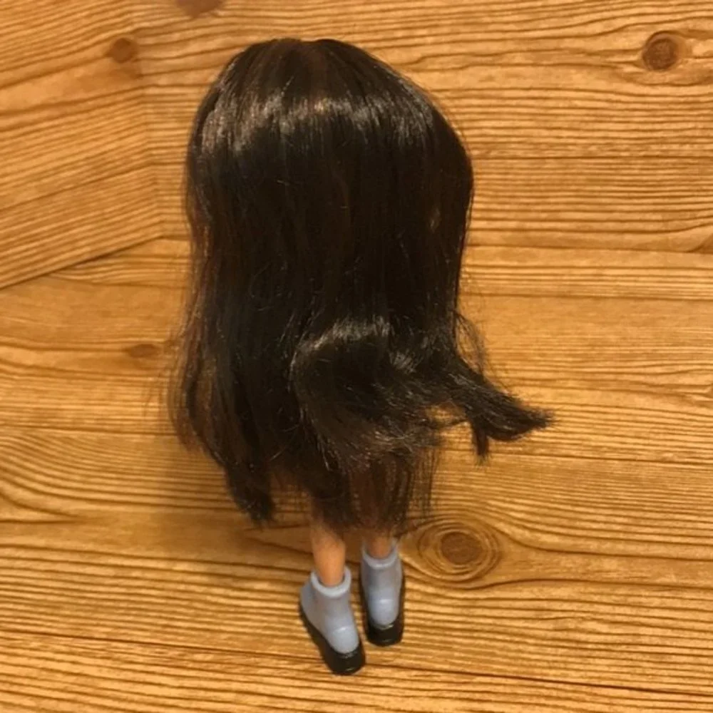 Bratz missing earring