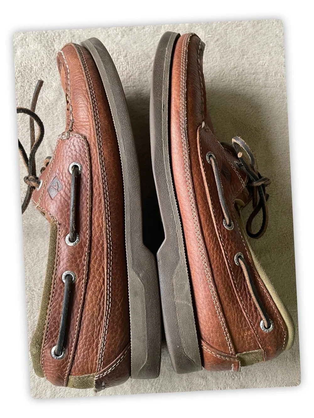 Sperry classic top