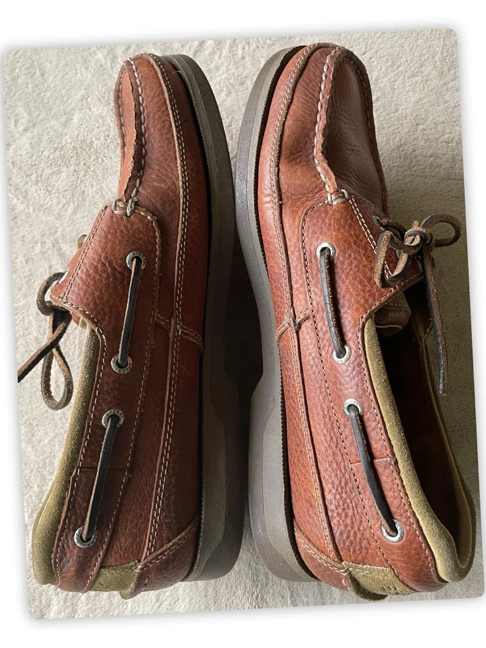 Sperry classic top