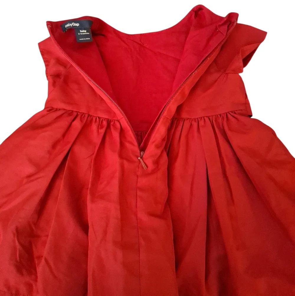 GAP charming red