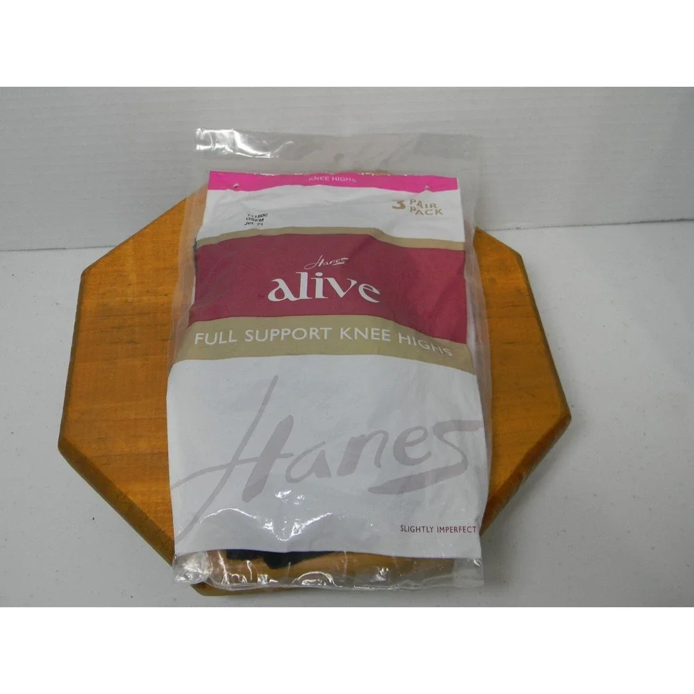 Hanes Alive Full Support Knee Highs 3 Pair Jet 71 OSFM Slightly Imperfect NIP