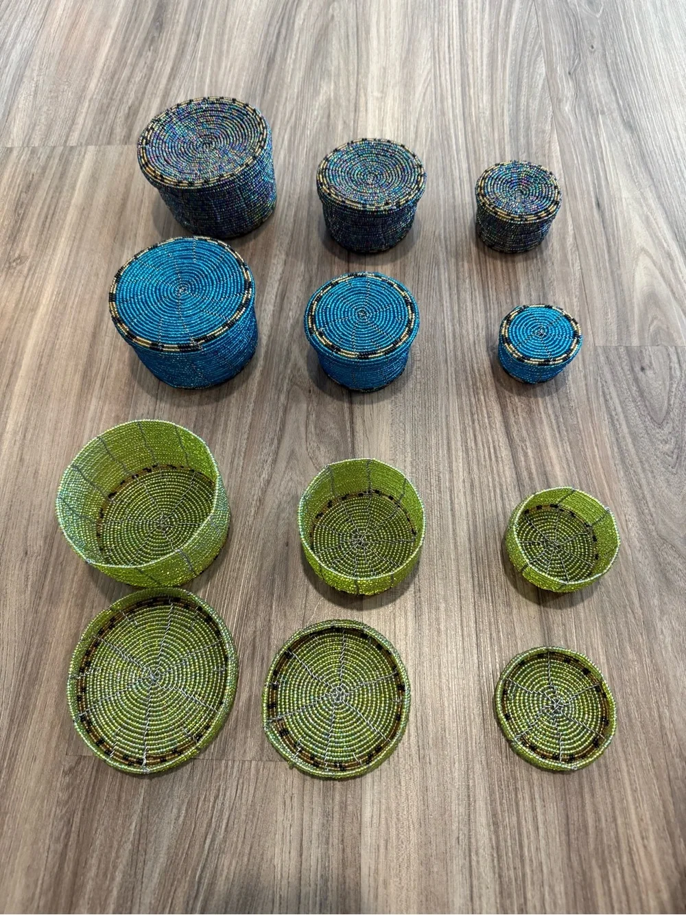 N/A set handwoven