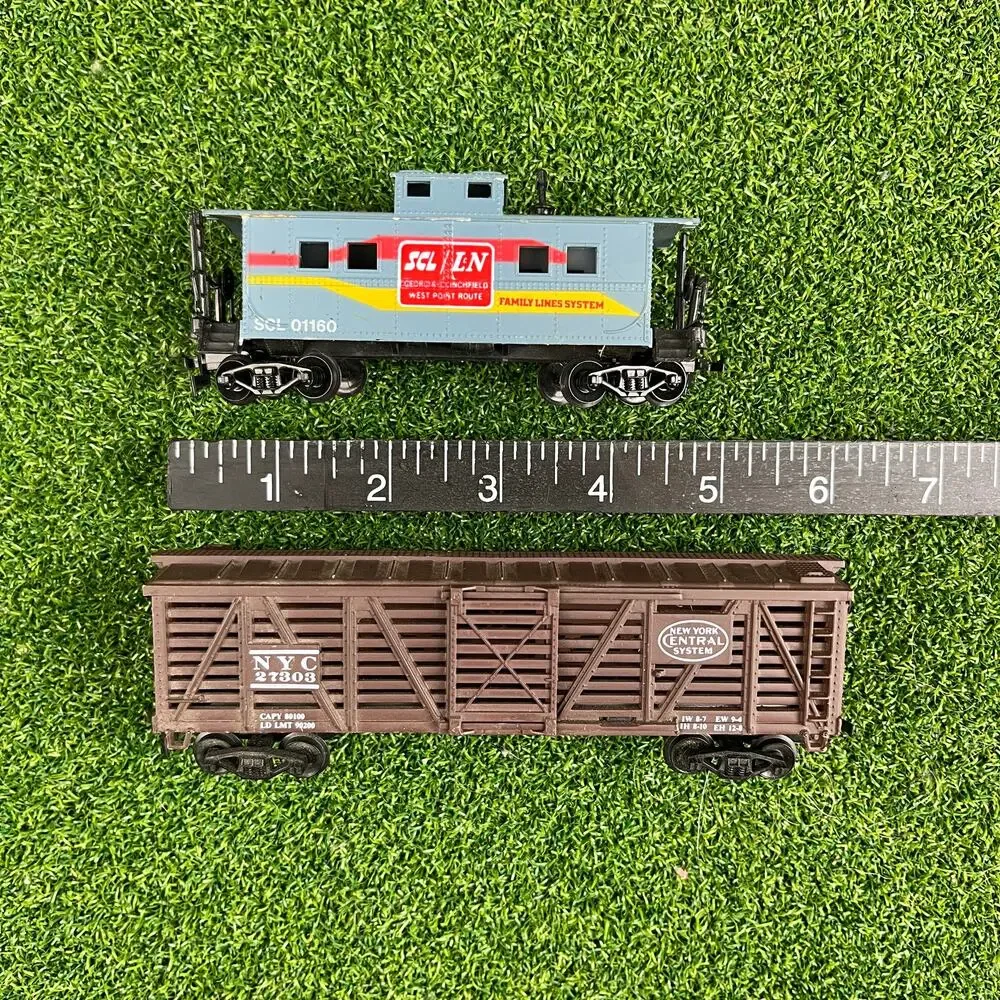 VTG Lot Toy Train Cars SCL/LN Caboose Family Lines System NYC Central System