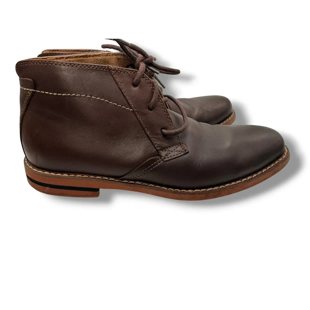 Florsheim Men's Brown Leather Chukka Boots Size 7.5 Lace-Up Ankle Boots