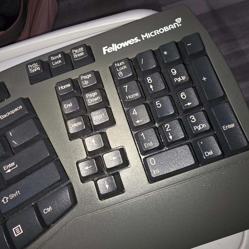 Fellowes keep accessories sleep