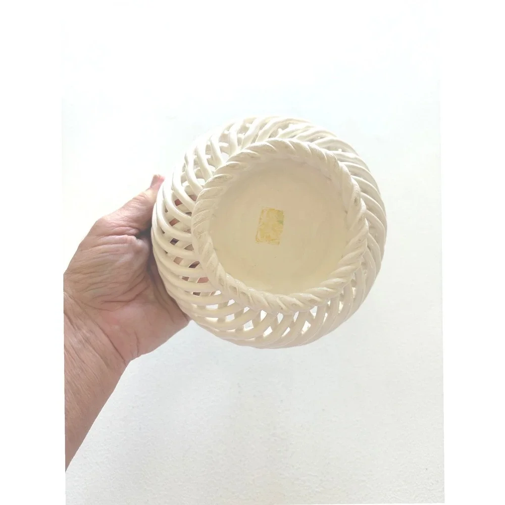 Unbranded vintage white