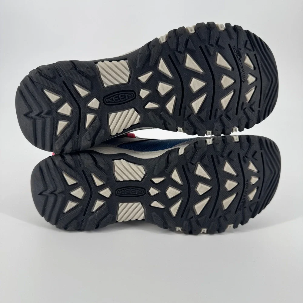 Keen durable hiking