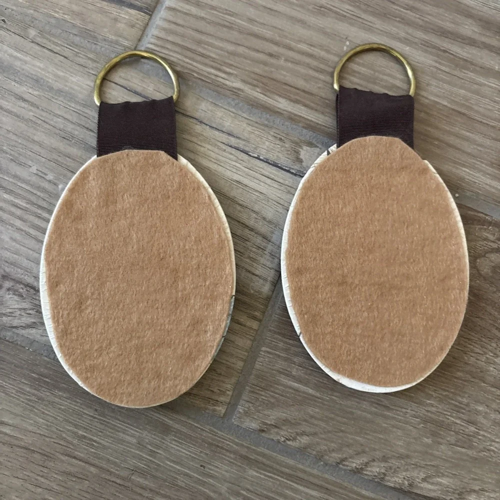 Hobby Horse vintage oval