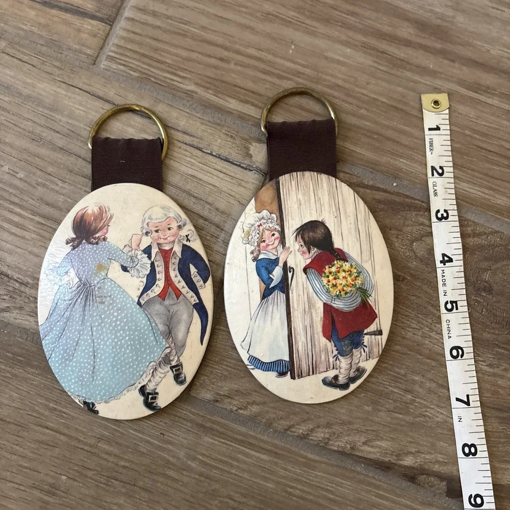 Hobby Horse vintage oval