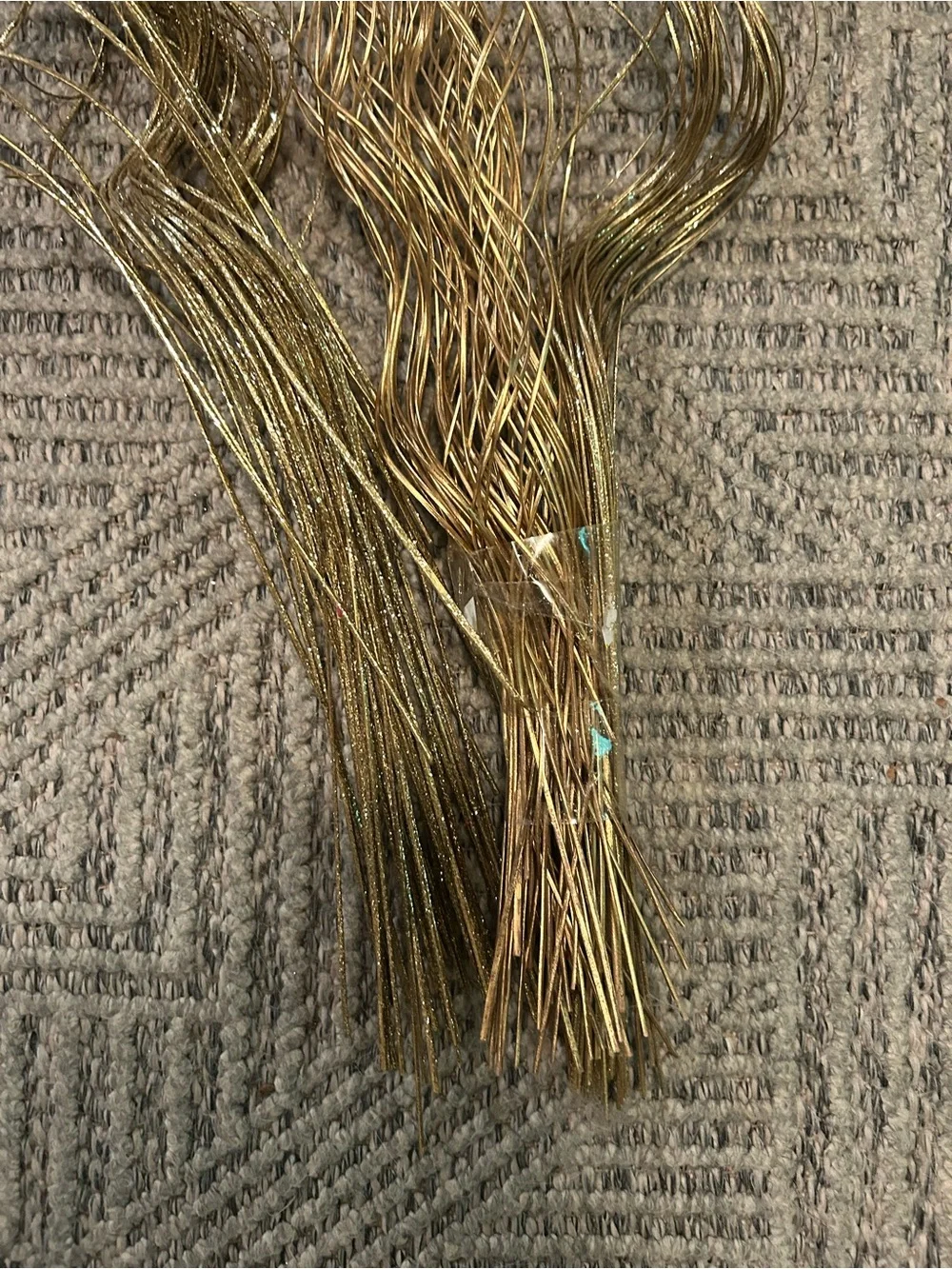 N/A gold sparkly
