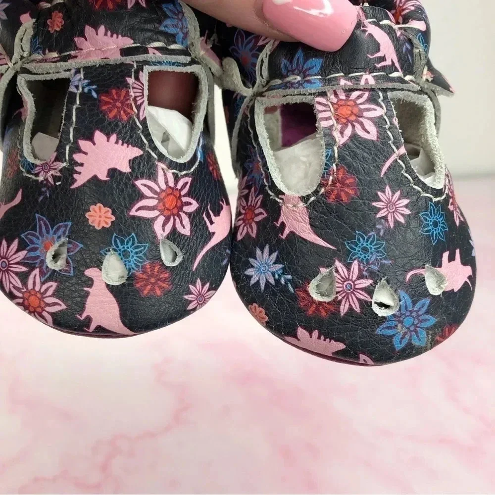 Freshly Picked Mary‎ Jane Dinos & Dahlias size 1 infant Rare Discontinued Style