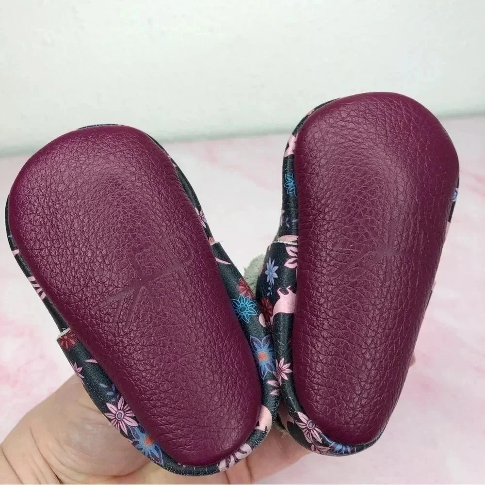 Freshly Picked Mary‎ Jane Dinos & Dahlias size 1 infant Rare Discontinued Style