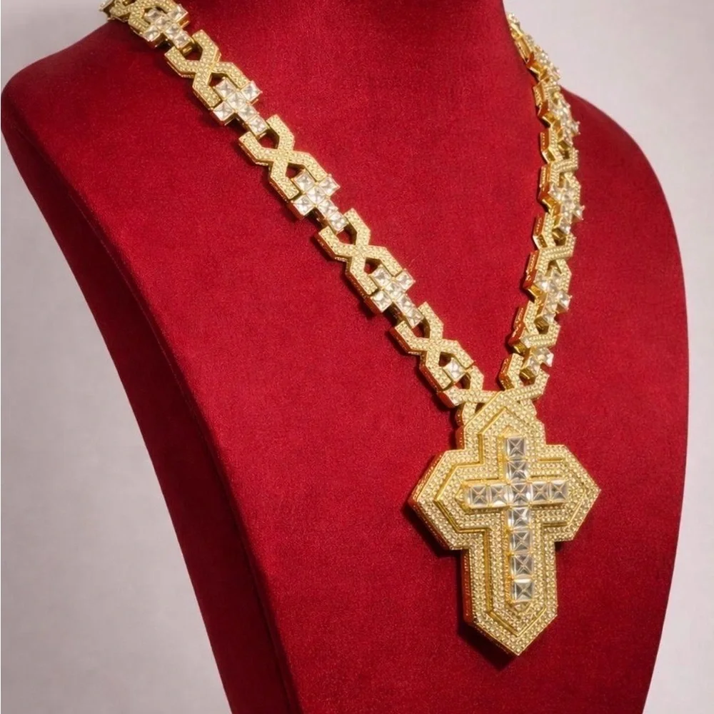N/A elegant gold