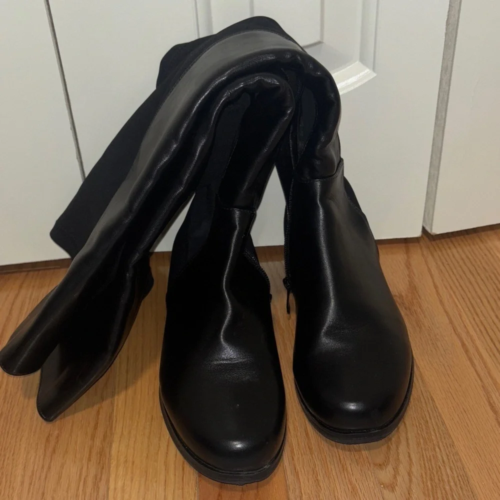 Black Knee-High Women's Boots