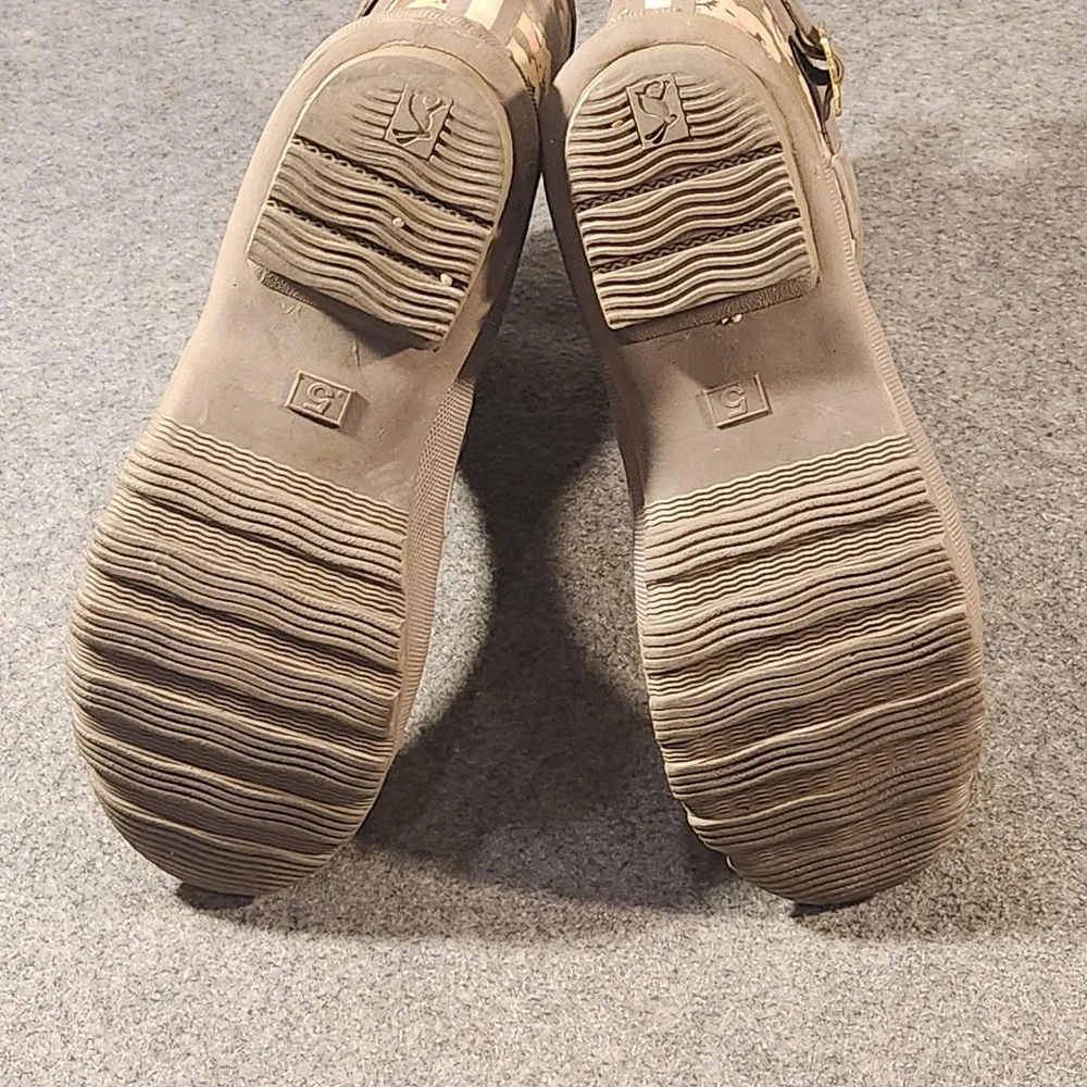 Source Unknown brand joules