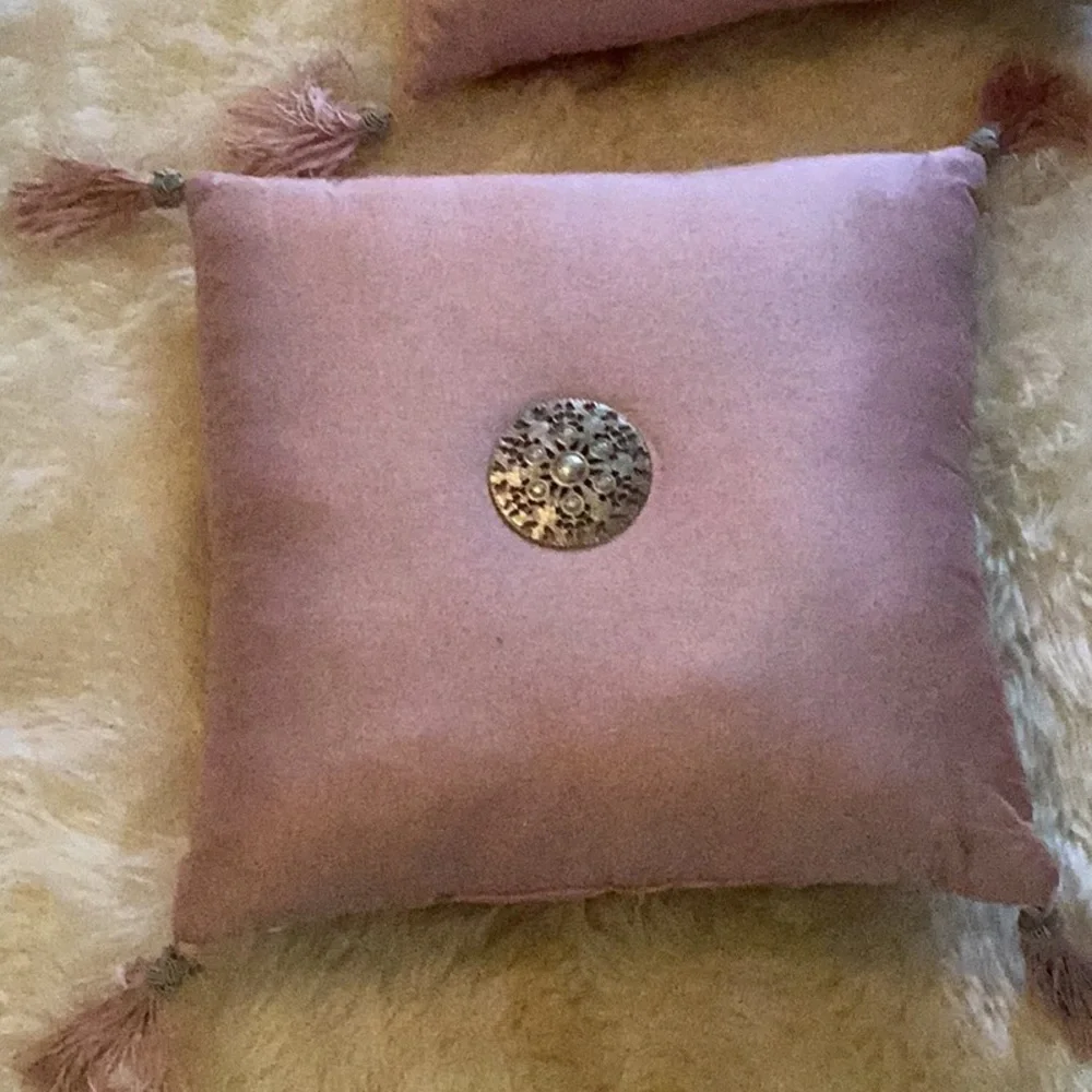 N/A these pillows