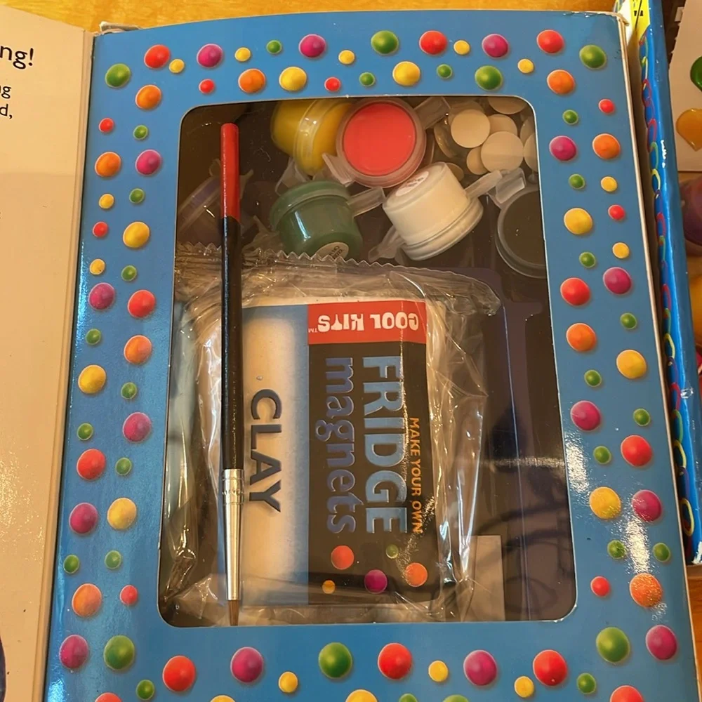 Miscellaneous play things for girl