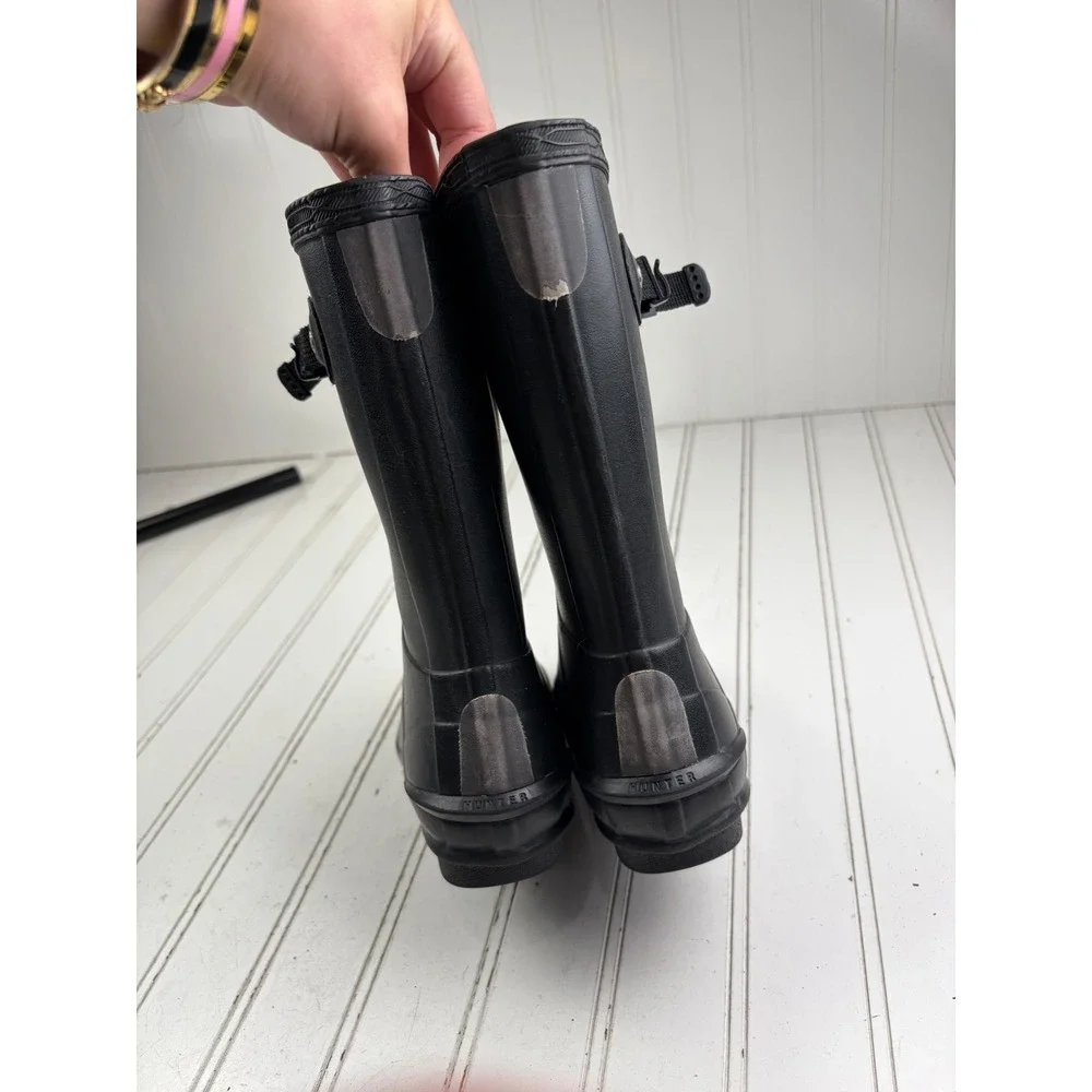 Hunter boots returns 𝗔𝘂𝘁𝗵𝗲𝗻𝘁𝗶𝗰