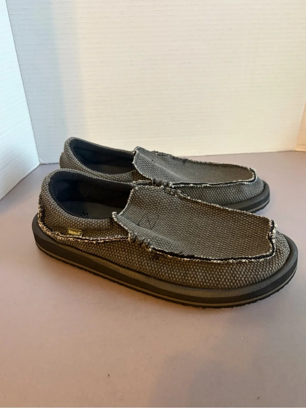 Sanuk easy slip