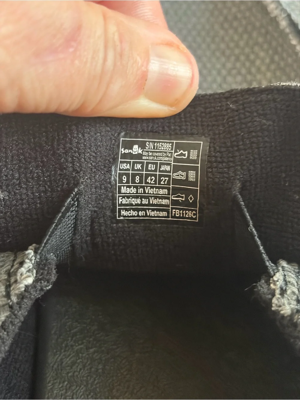 Sanuk easy slip