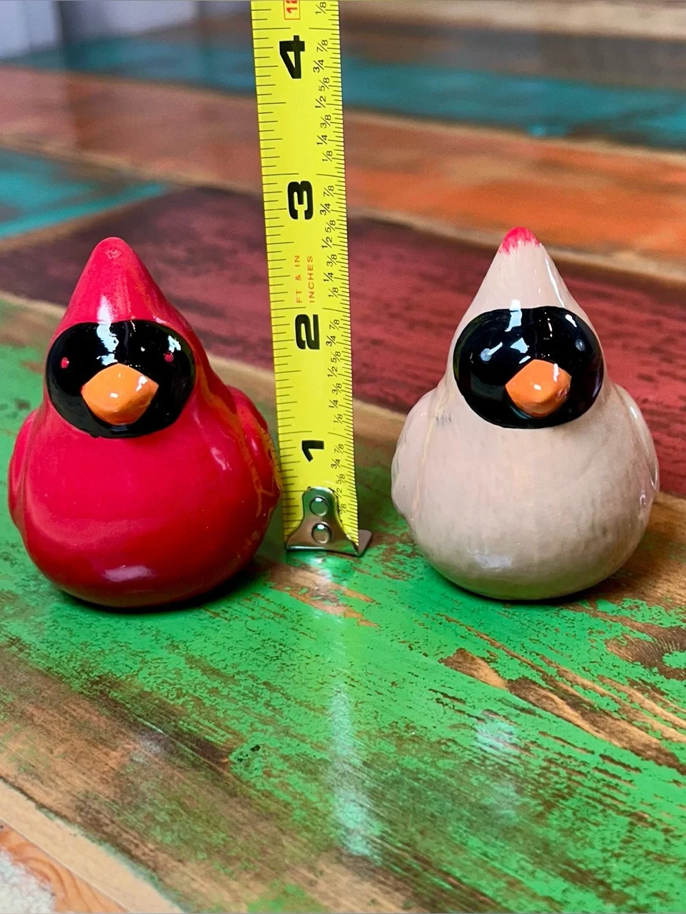 Hallmark ❤️cardinal salt