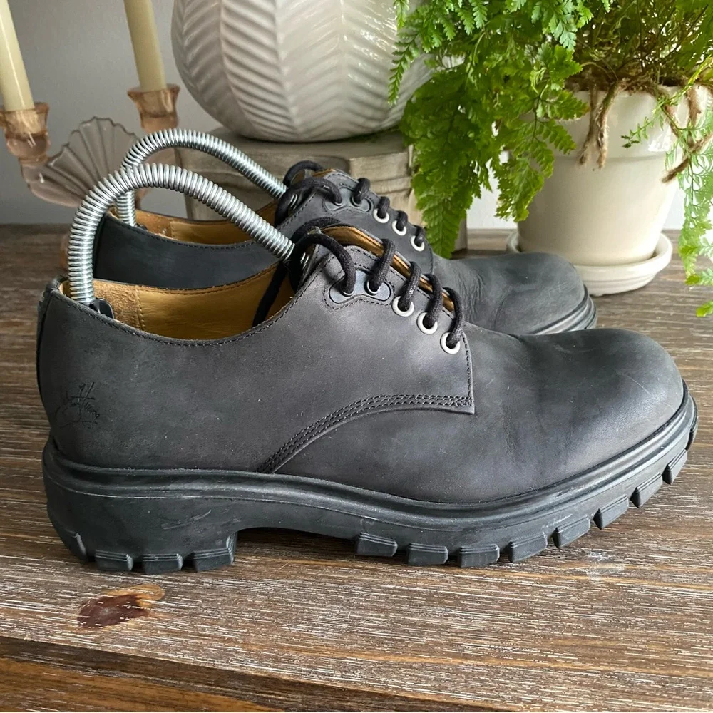 John Fluevog reposhing this