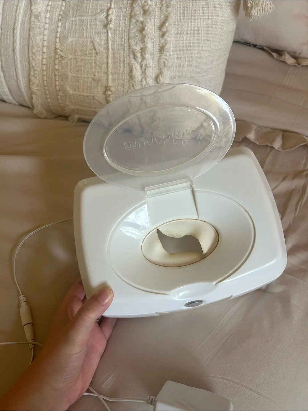 Munchkin compact white