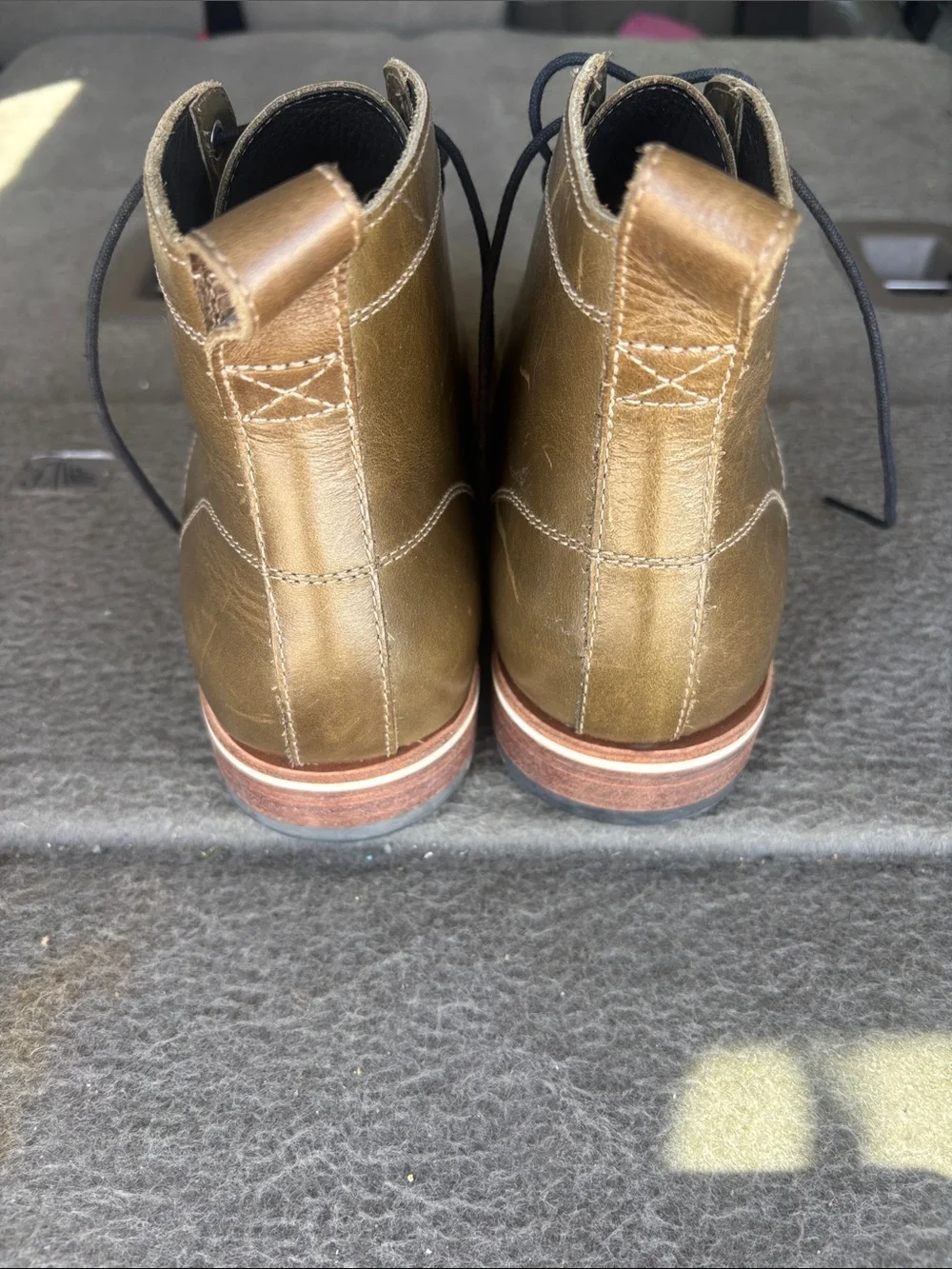 Helm rugged refined