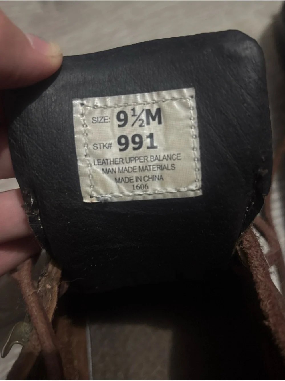 Justin Boots closure eyelets rugged