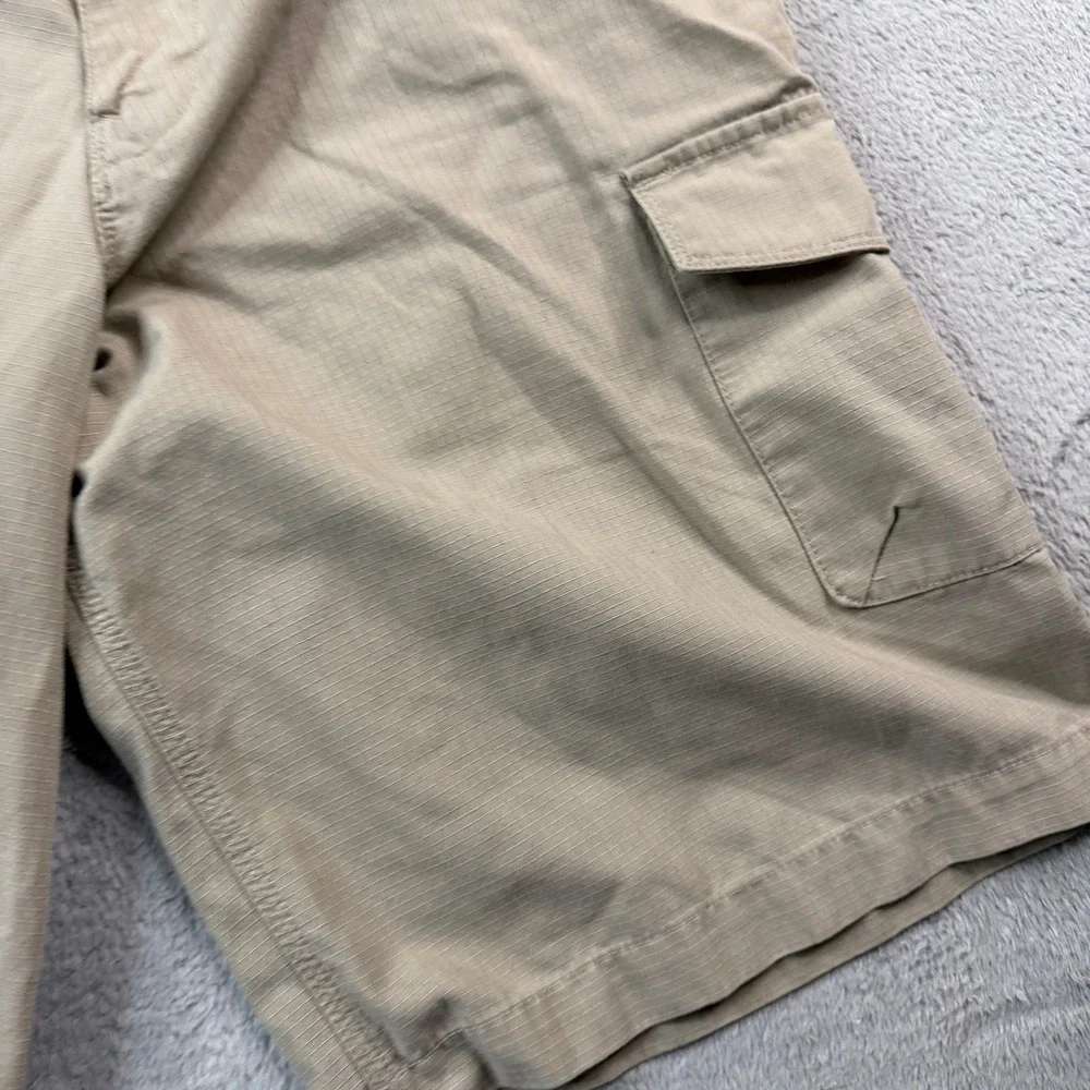 The North Face Rainier Surplus Cargo Shorts Mens 34 Tan Khaki Ripstop UPF 50