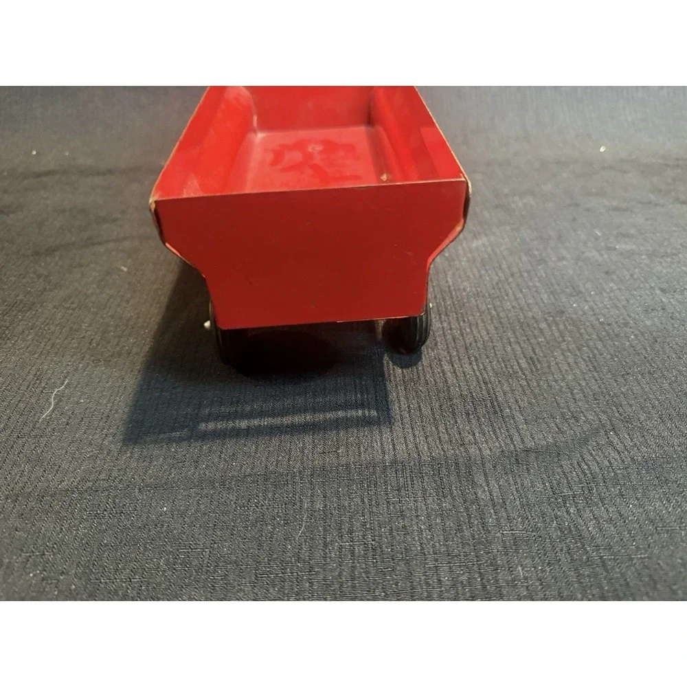 Vintage 1960's Ertl Die Cast Red Farm Tractor Hay Wagon Childrens toy