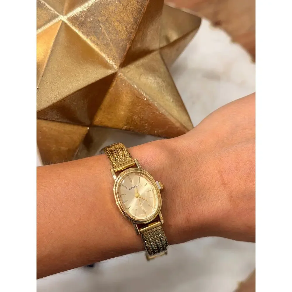 N/A gold retro