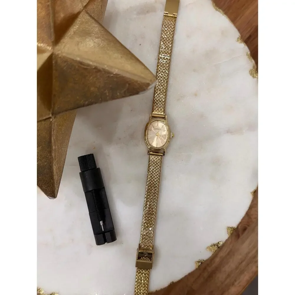 N/A gold retro