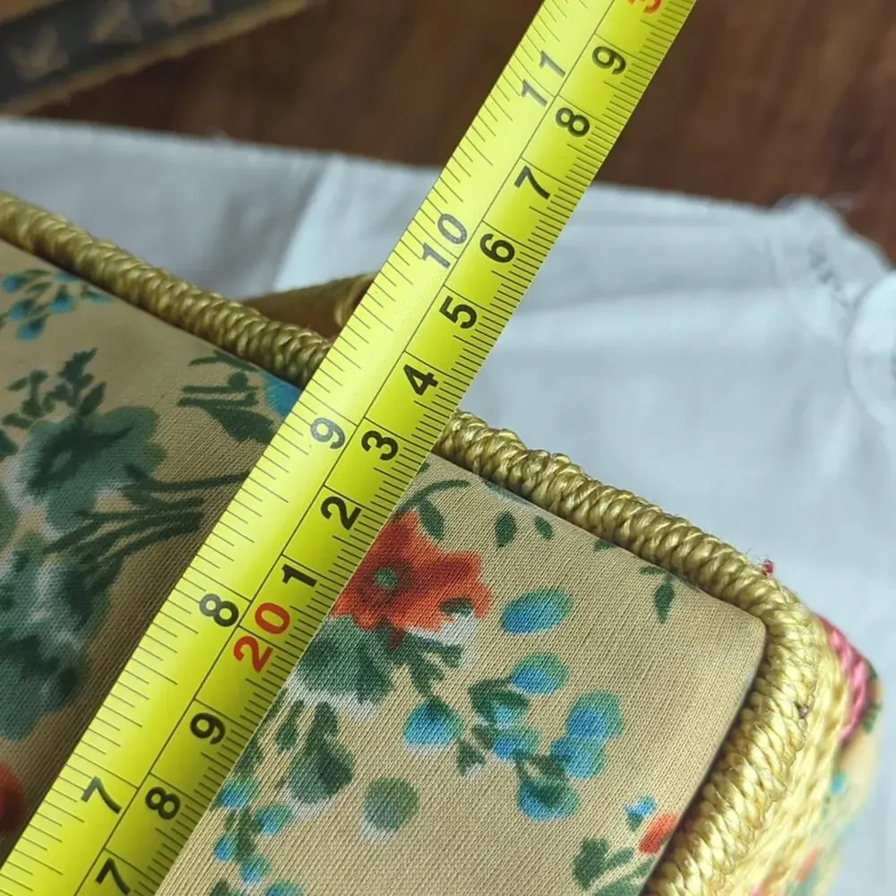 Vintage charming made