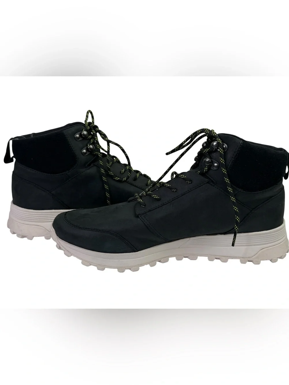 Clarks atl trek