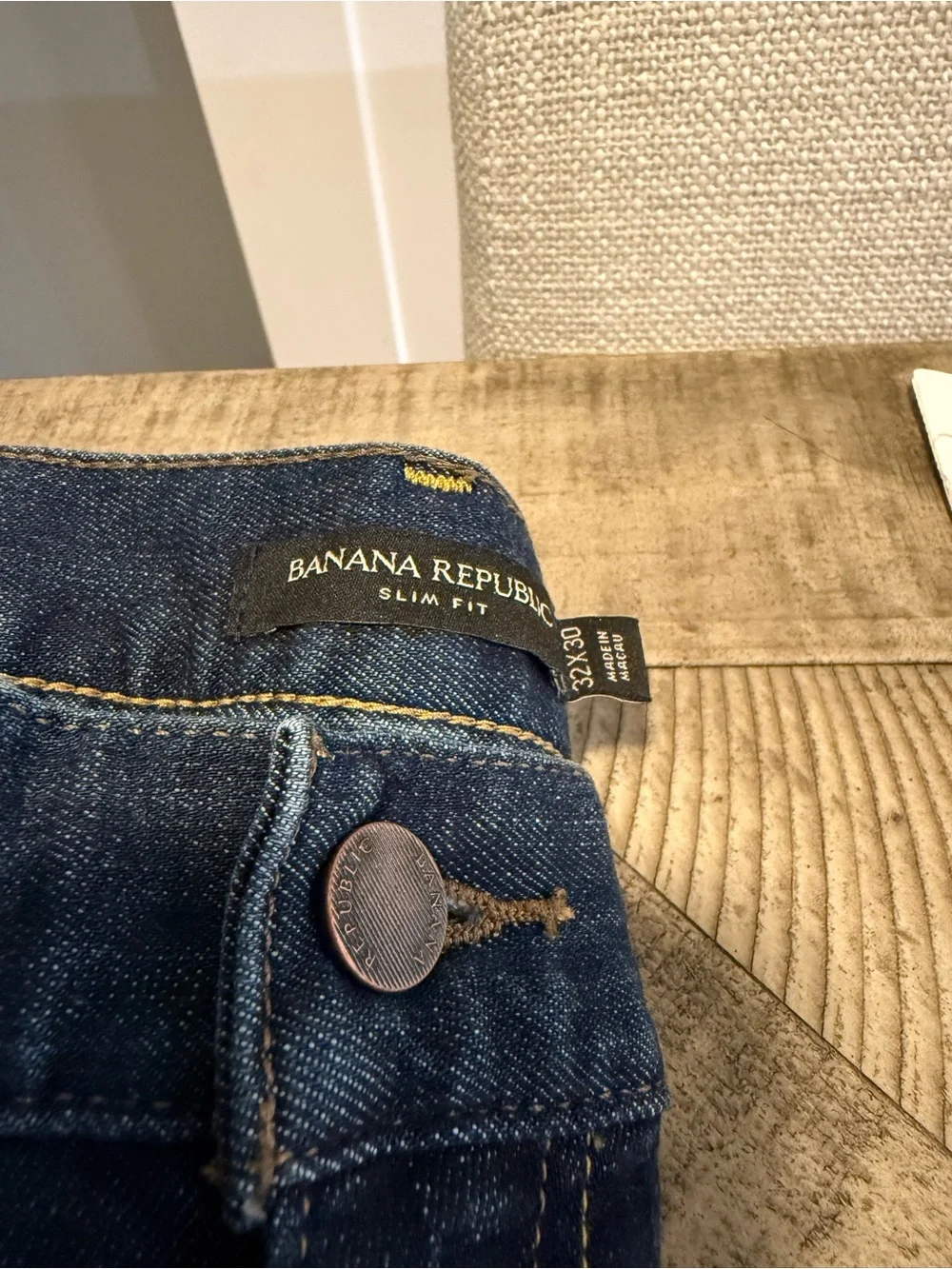 Banana Republic classic dark
